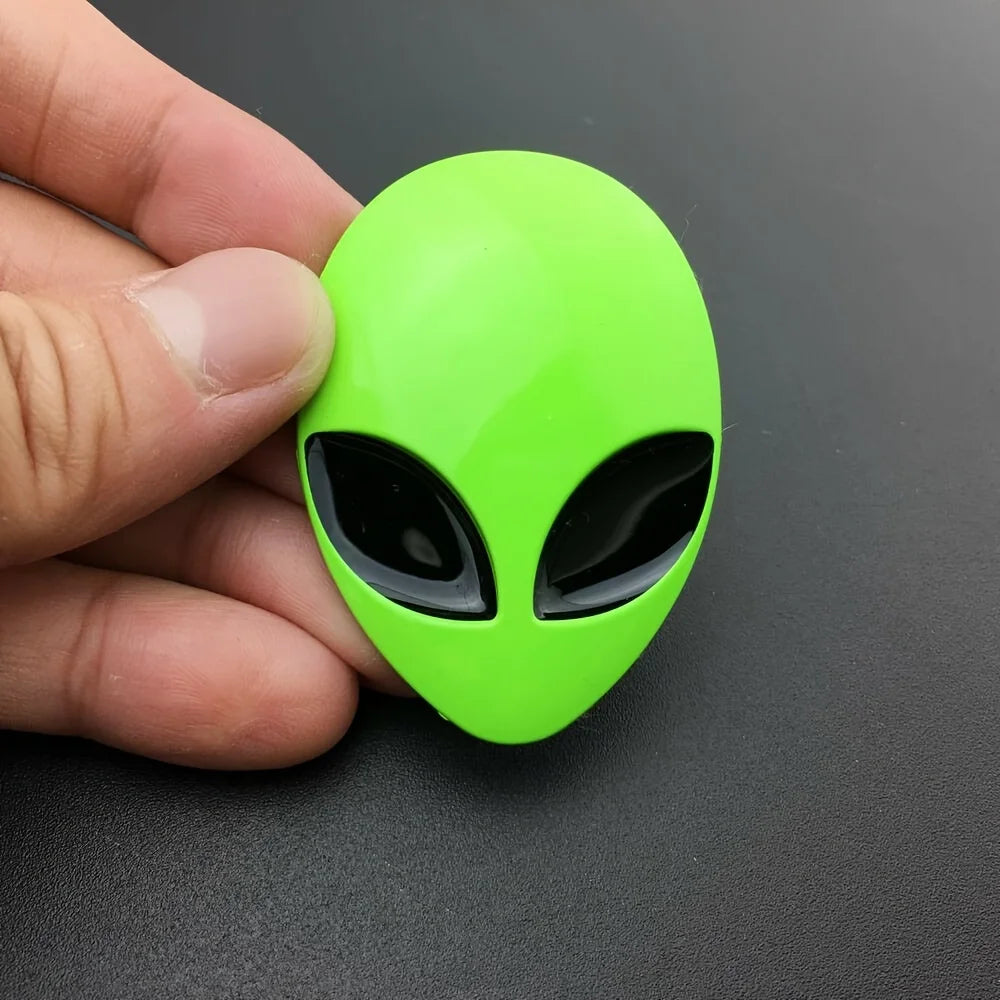 2Pcs Alien Head Auto Heck Emblem Badge Sticker Decal Car Fender Auto 3D for All Car Bike Motobike - DriveNova